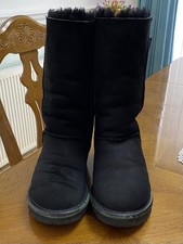 Original Celtic Sheepskin Boots Calf Length Black  Sheepskin Boots Size 6
