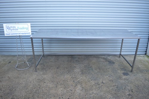 Stainless steel bakery table