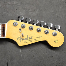 2014 Fender Kurt Cobain NOS