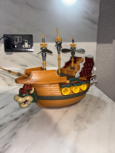 Bowsers airship deluxe super - deluxe,