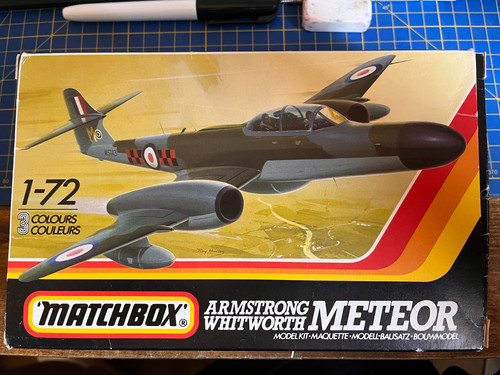 Matchbox armstrong - -,