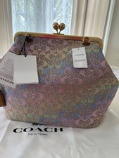 COACH LARGE CRYSTAL KISSLOCK