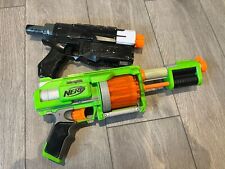 2x Nerf Guns - Green & Black