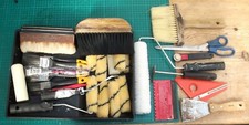 job lot of decorators/painters supplies, rollers, paint brushes, scraper as seen