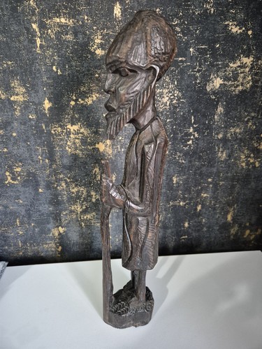 Vintag hand carved african - vintag,