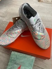 Nike Phantom GX II Elite LV8 Firm Ground Boots