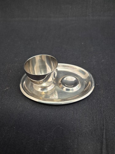 Old hall vintage egg cup - old,