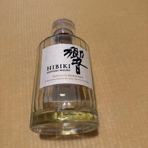 Hibiki harmony suntory - hibiki,