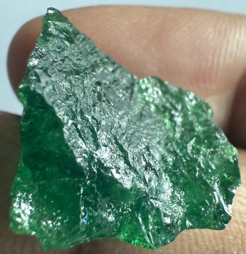 Natural tsavorite garnet - 18,