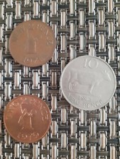New 2 Pence Coin - 1971, 1979 - S, ballivie insvle degernereve And 10 New Pence