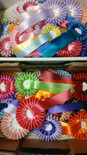 Rosettes 2 tier - rosettes,