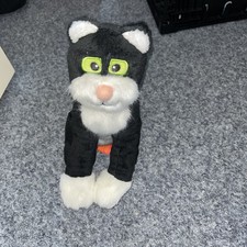 Postman pat stroke purr - postman, n
