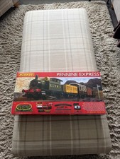Hornby Pennine Express OO