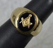 Vintage 10ct Gold and Onyx MASONIC Signet Ring