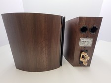 2x Bookshelf Speakers. Wharfedale Diamond 10.1. 6 ohms. Dark Brown.