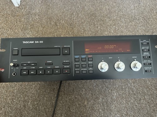 Tascam professional - da-30,