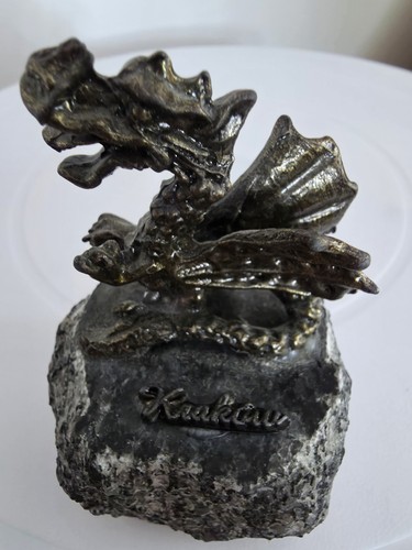 Solid bronze dragon - solid,