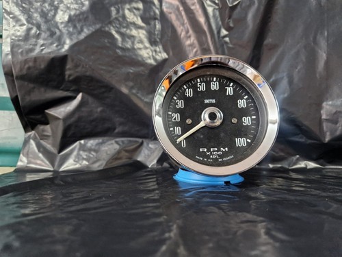 Smiths mini rev counter - smiths,