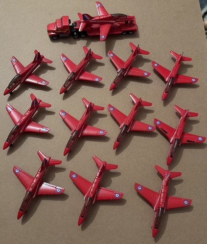 12x matchbox red arrows and - 12x,