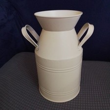 Decorative Farmhouse Style