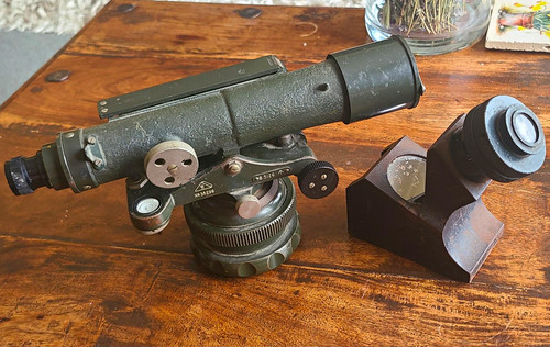 Wwii vintage watts sn - e.r., &
