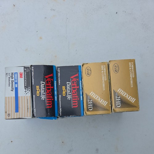 Lot used random disks - 50,