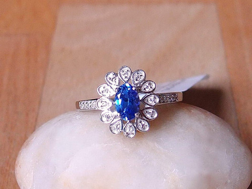 Aaa tanzanite and natural - aaa,