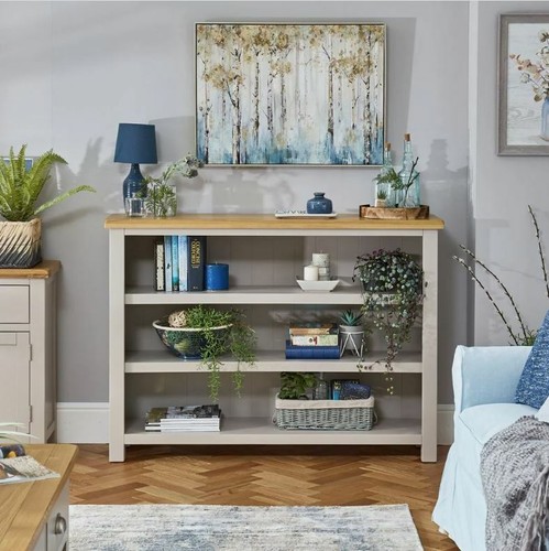 Wide low bookcase cotswold - low,