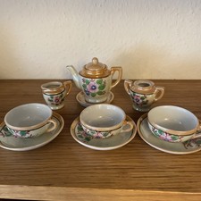 Dolls Or Children’s Lustre