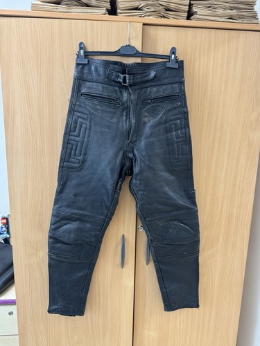 Akito force plus black - plus,