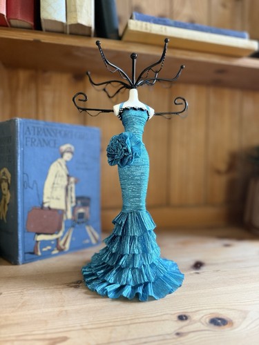 Vintage mannequin jewellery - vintage,