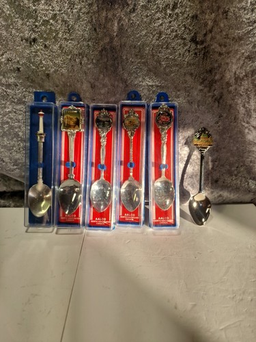 Vintage souvenir collectors - ,