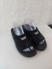 Y2 K Skechers Tone-Ups Black
