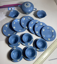 NP008 Rare vintage Wedgwood inspired blue white children's plastic tea set