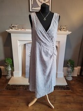 Pepperberry Women's Size 14