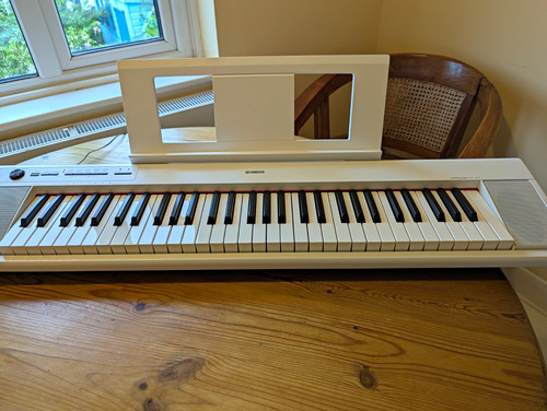 Yamaha piaggero keyboard - yamaha,