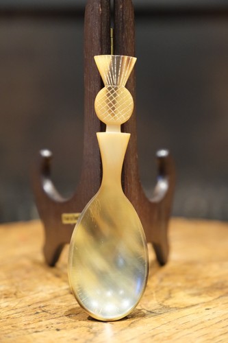 Vintage scottish carved horn - scottish,