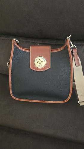 Dooney bourke black pebbled - &,