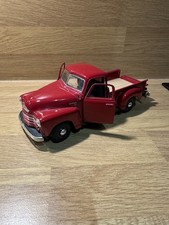 Maisto 1950 Chevrolet 3100 pickup Car - Scale 1:25 - Red 