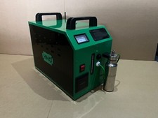 Hydrogen engine carbon cleaner