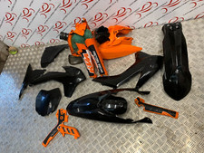 KTM 350 SXF FAIRINGS PLASTICS AIRBOX BLACK AND ORANGE BREAKING KTM REF BK039