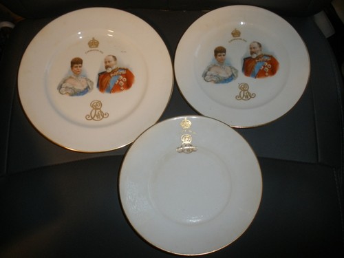 Vintage lot plates - vintage,