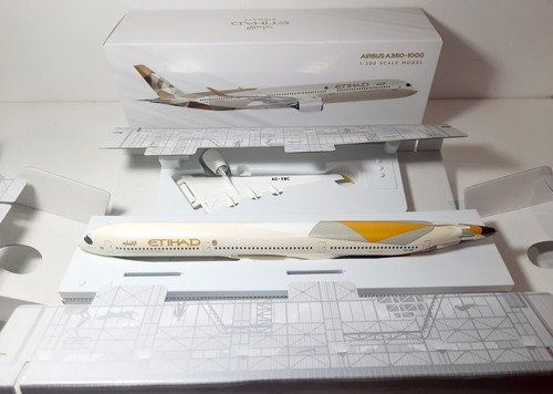 200 lysia marcomm aero - lysia, marcomm/aero