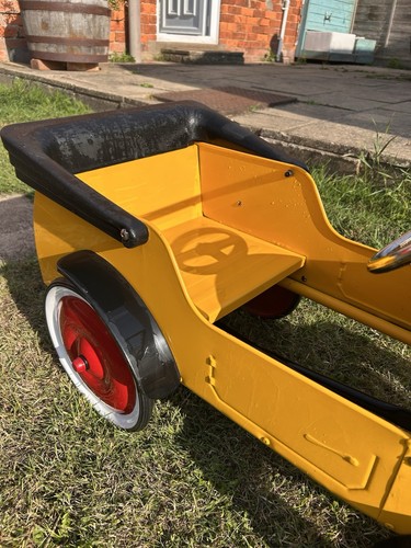 Brum metal pedal car good - brum,