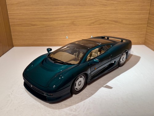 Maisto jaguar xj220 - jaguar,