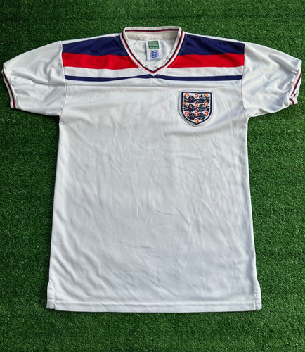 England retro 1982 score - england,