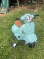 Mini Vespa Scooter 6V Electric
