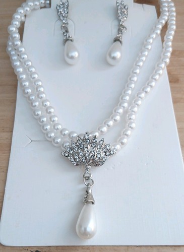 Pearl necklace and - pearl,
