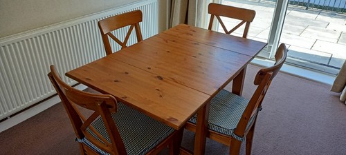 Small dining table and chairs - small,