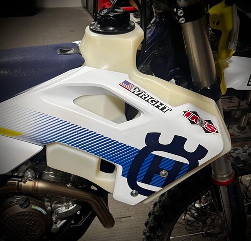 Ims 17l fuel tank - 17l/4.5g,